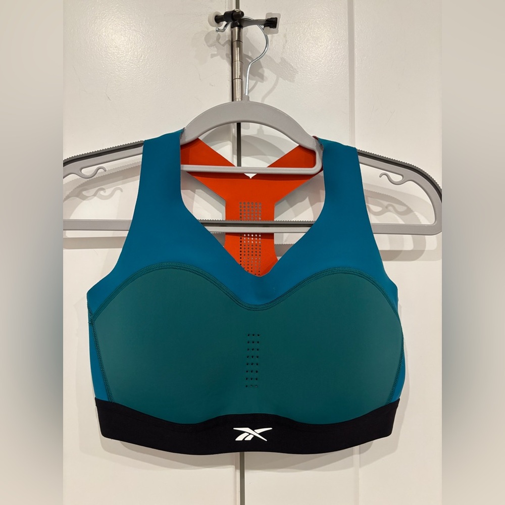 Reebok PureMove Sports Bra- No hooks, no underwire, no bounce technology.